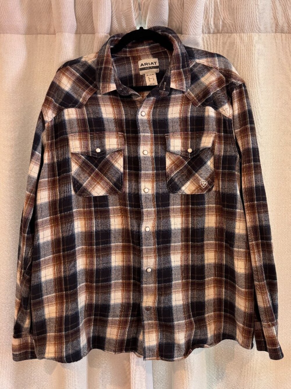 Like New Men's Ariat Retro Fit Flannel Pearl Snap Button Down Shirt — XL
